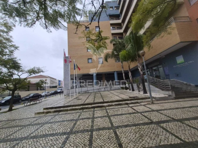 Apartamento T2 para Venda em Vila Franca de Xira Foto 19