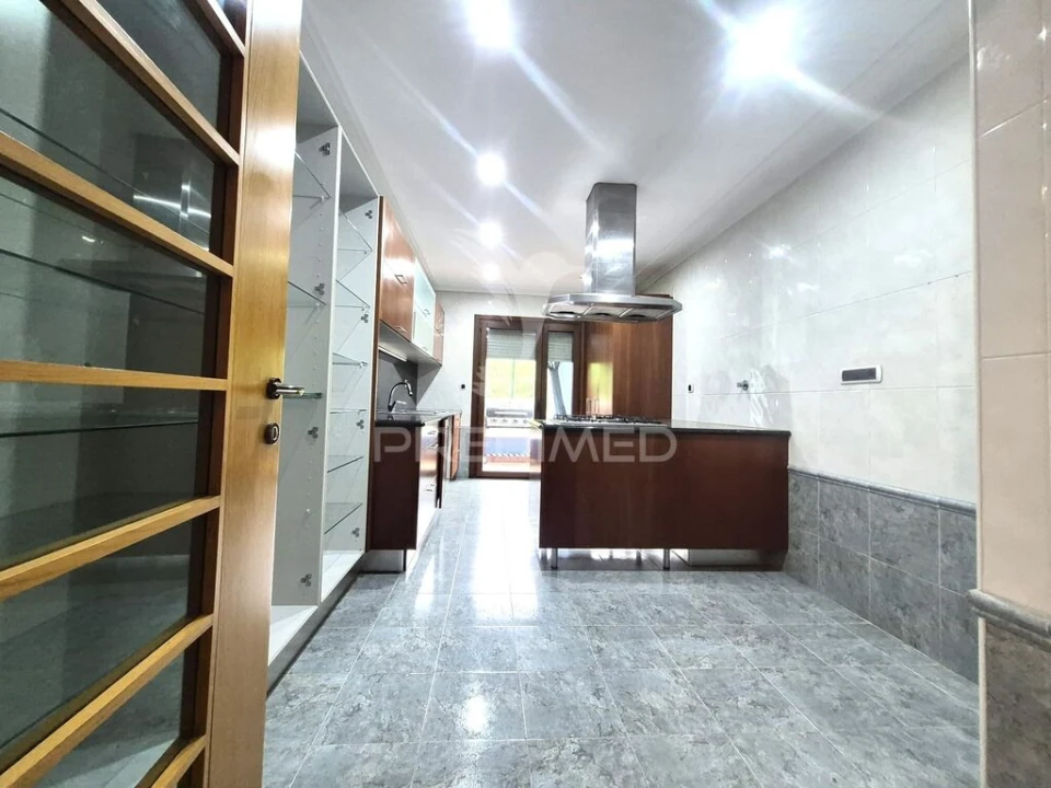 Apartamento T2 para Venda em Vila Franca de Xira Foto 15