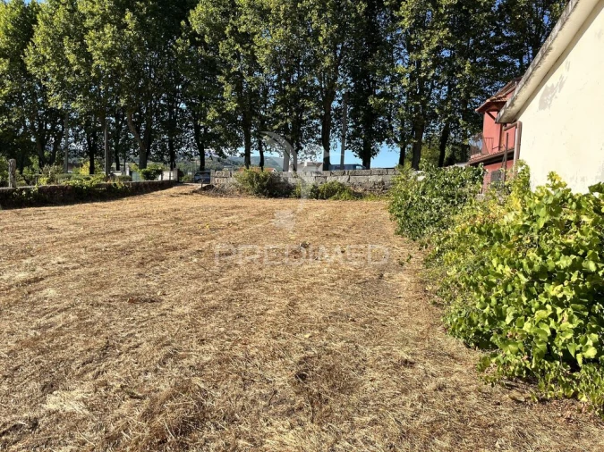 Terreno para Venda em Planalto de Monforte (Oucidres e Bobadela) Foto 8