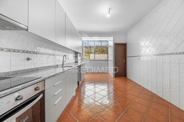 Apartamento T3 para Venda em Ancede e Ribadouro Foto 4