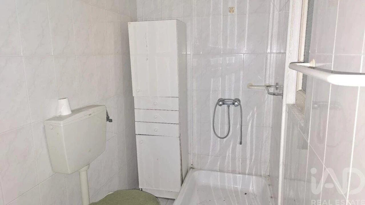 Moradia T2 para Venda em Bombarral e Vale Covo Foto 5