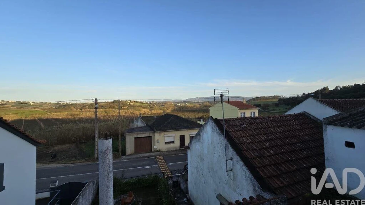Moradia T2 para Venda em Bombarral e Vale Covo Foto 4