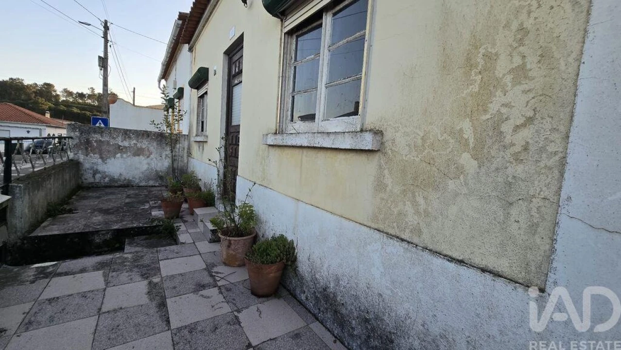 Moradia T2 para Venda em Bombarral e Vale Covo Foto 6