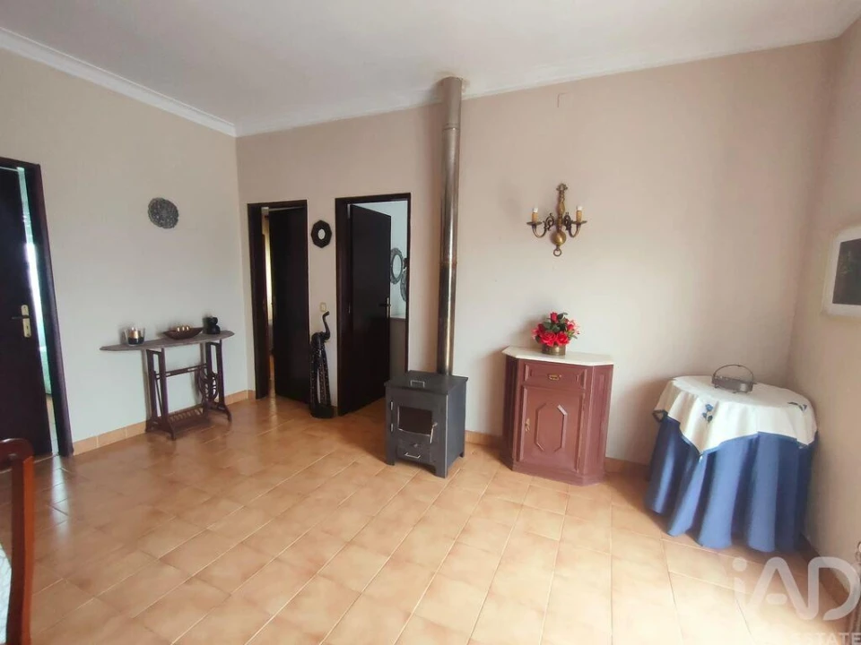 Moradia T5 para Venda em Painho e Figueiros Foto 5