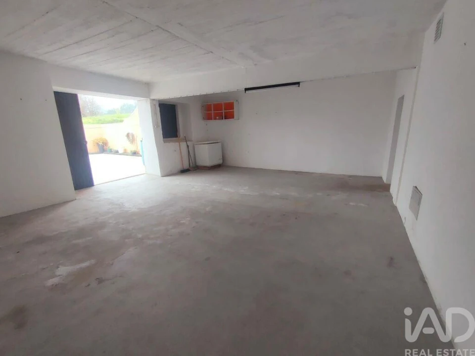 Moradia T5 para Venda em Painho e Figueiros Foto 32