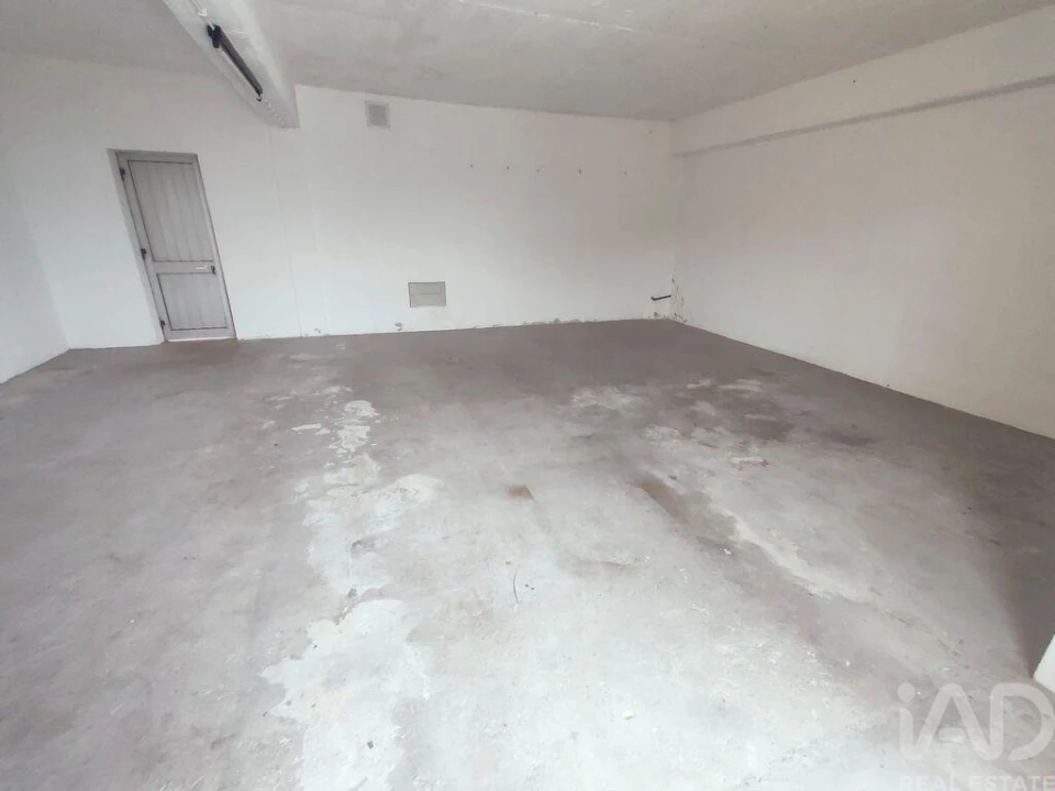 Moradia T5 para Venda em Painho e Figueiros Foto 33