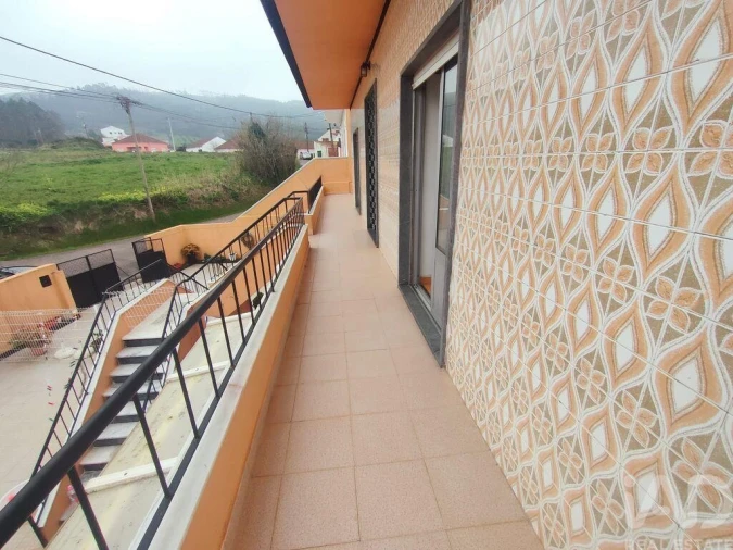 Moradia T5 para Venda em Painho e Figueiros Foto 7