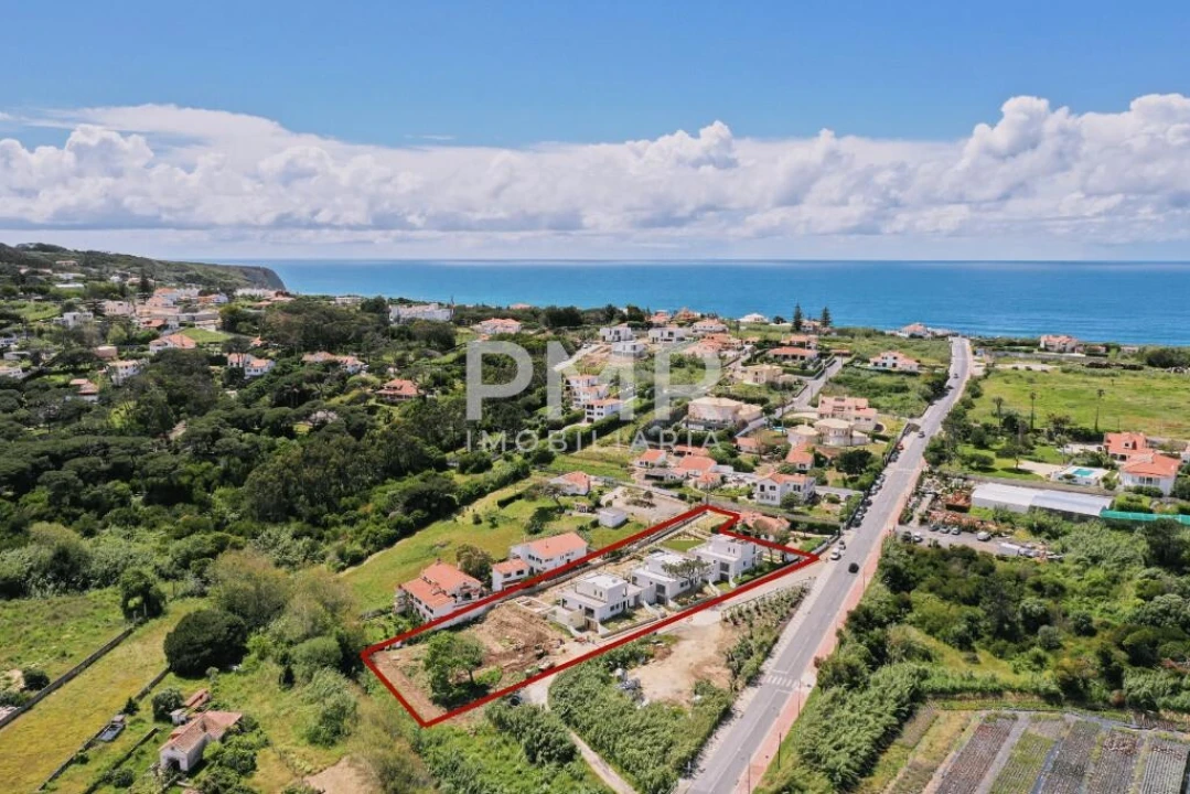 Moradia T4 para Venda em Colares Foto 3