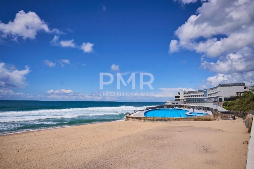 Moradia T4 para Venda em Colares Foto 13