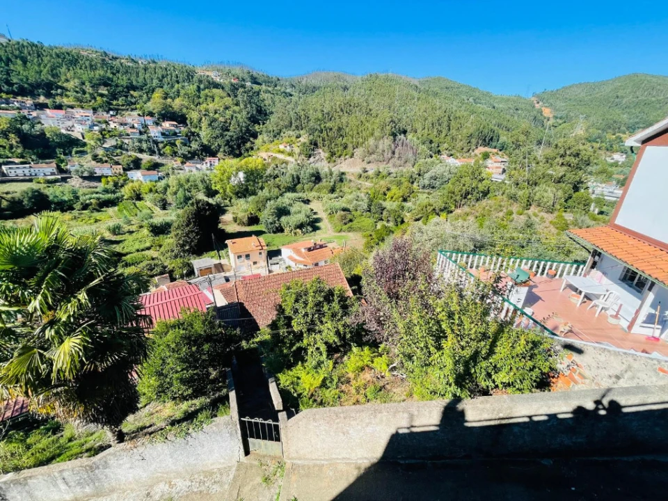 Moradia T3 para Venda em Ceira Foto 17