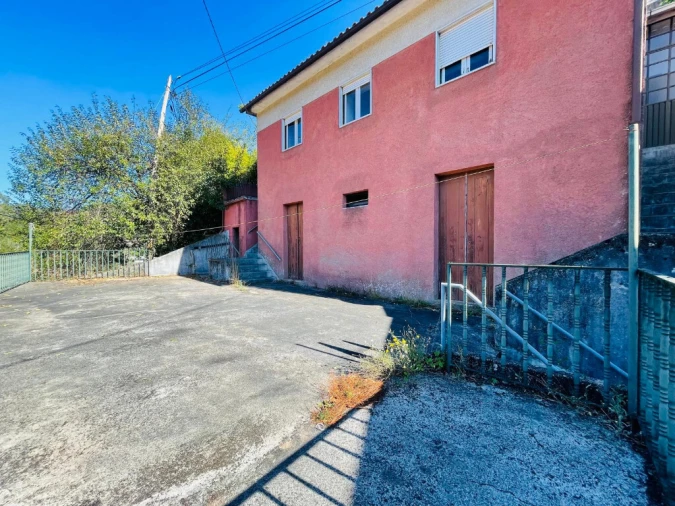 Moradia T3 para Venda em Ceira Foto 1