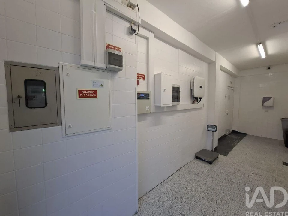 Loja para Venda em Pena, Quintã e Vila Cova Foto 27