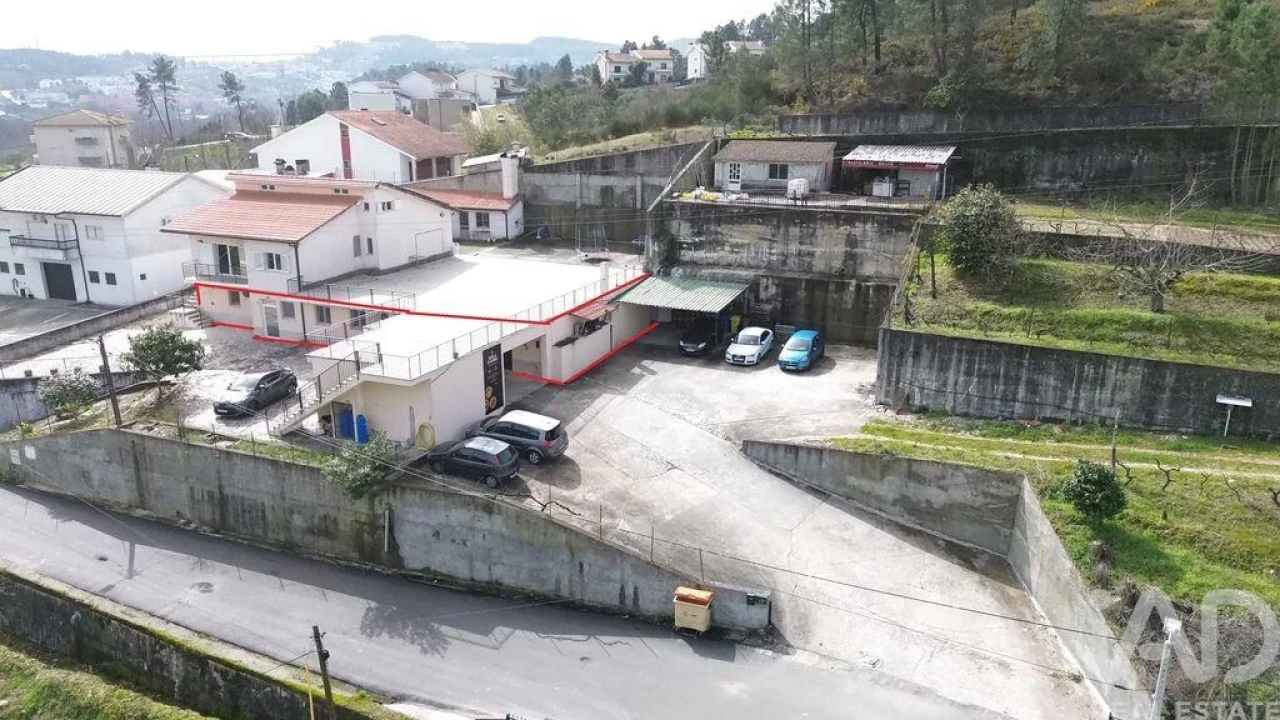 Loja para Venda em Pena, Quintã e Vila Cova Foto 2