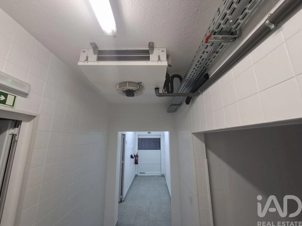 Loja para Venda em Pena, Quintã e Vila Cova Foto 19