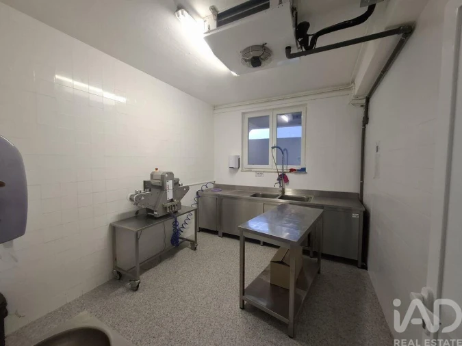 Loja para Venda em Pena, Quintã e Vila Cova Foto 23