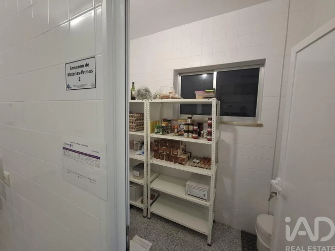 Loja para Venda em Pena, Quintã e Vila Cova Foto 25