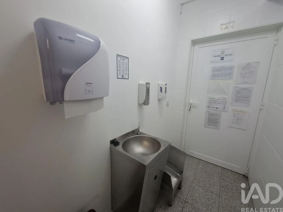 Loja para Venda em Pena, Quintã e Vila Cova Foto 13