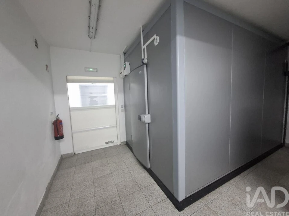 Loja para Venda em Pena, Quintã e Vila Cova Foto 7