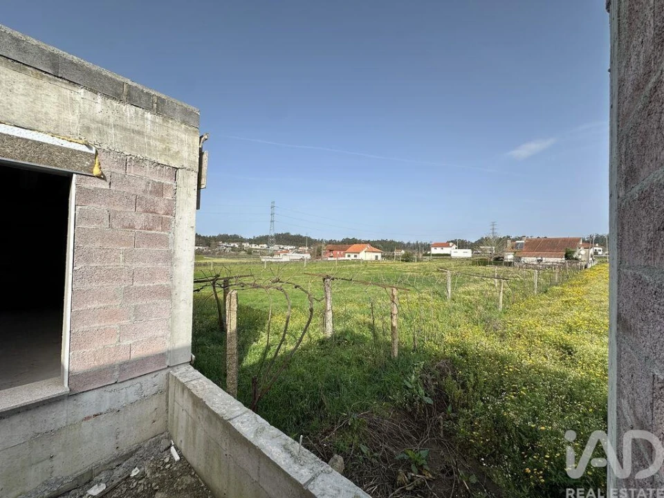 Moradia T3 para Venda em Perelhal Foto 8