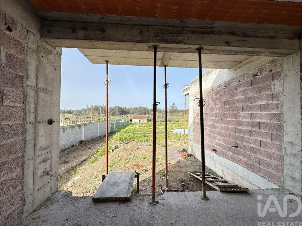 Moradia T3 para Venda em Perelhal Foto 9