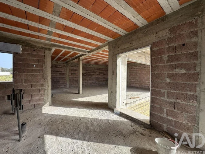 Moradia T3 para Venda em Perelhal Foto 16