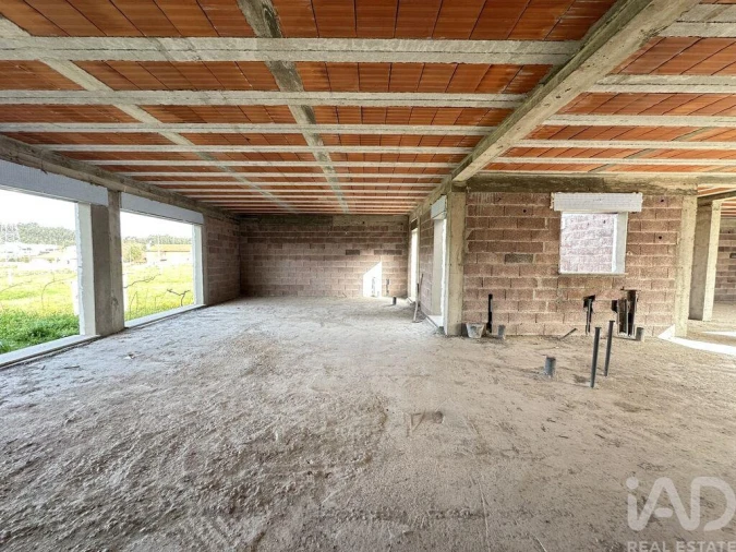 Moradia T3 para Venda em Perelhal Foto 2