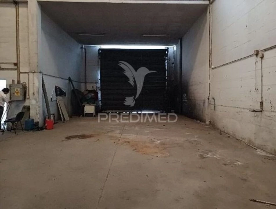 Armazém para Venda em Alverca do Ribatejo e Sobralinho Foto 7