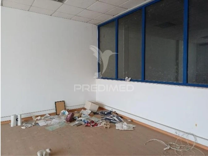 Armazém para Venda em Alverca do Ribatejo e Sobralinho Foto 16