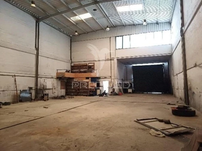 Armazém para Venda em Alverca do Ribatejo e Sobralinho Foto 9