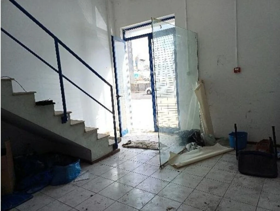 Armazém para Venda em Alverca do Ribatejo e Sobralinho Foto 13