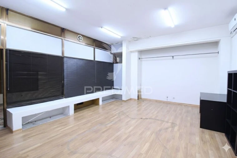 Escritório para Arrendamento em Ramalde Foto 5