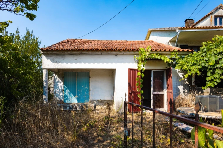 Moradia T2 para Venda em Arazede Foto 1