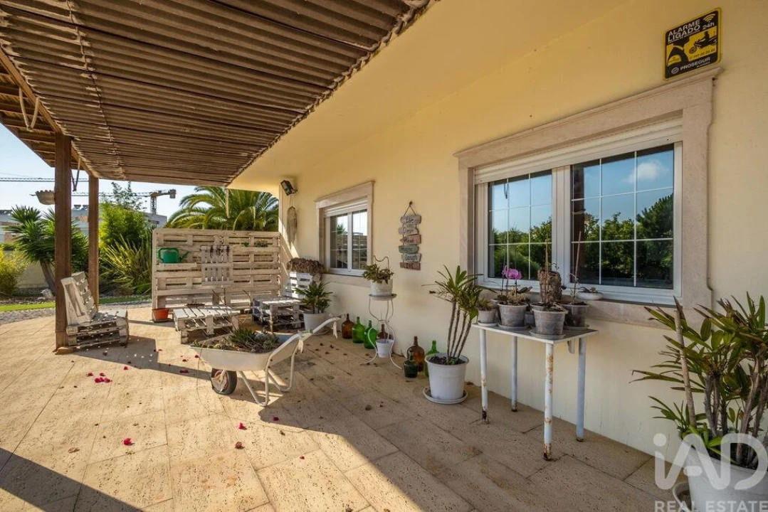 Moradia T5 para Venda em São Martinho do Porto Foto 30