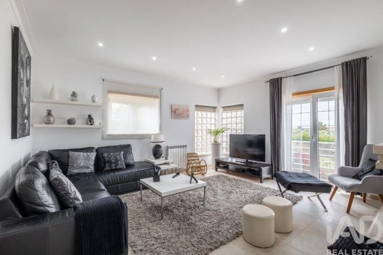 Moradia T5 para Venda em São Martinho do Porto Foto 9