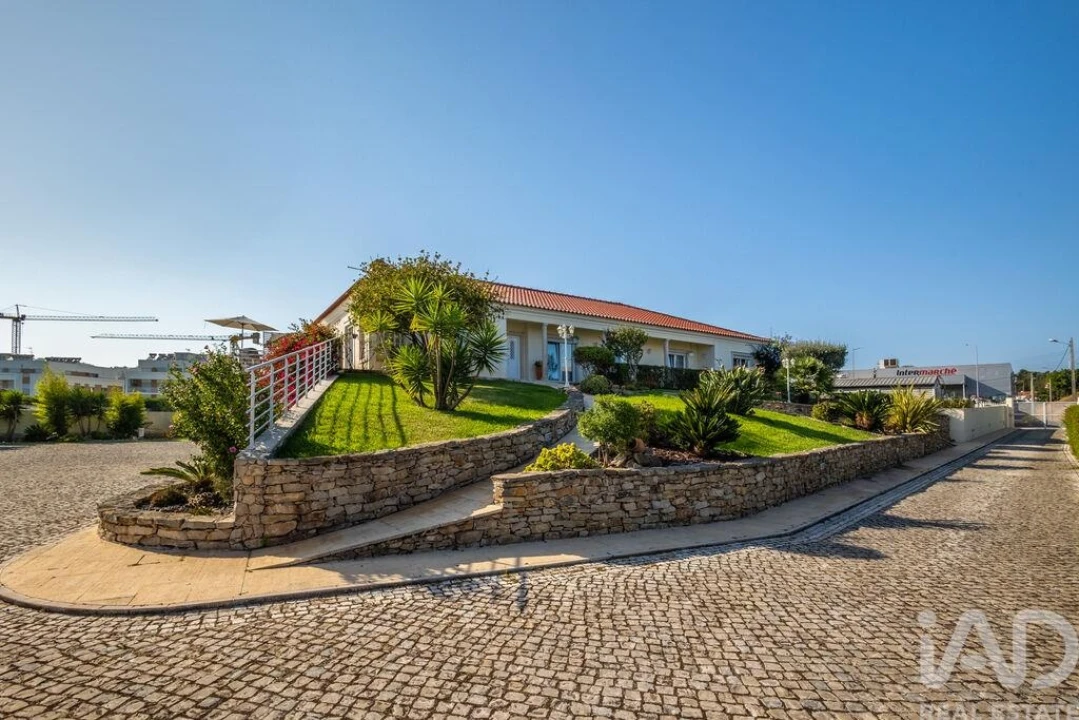 Moradia T5 para Venda em São Martinho do Porto Foto 31