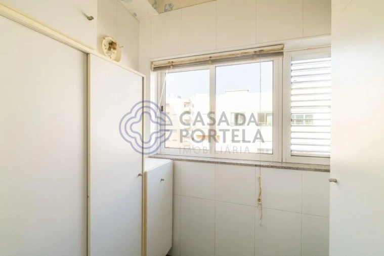 Apartamento T2 para Venda em Cidade da Maia Foto 15