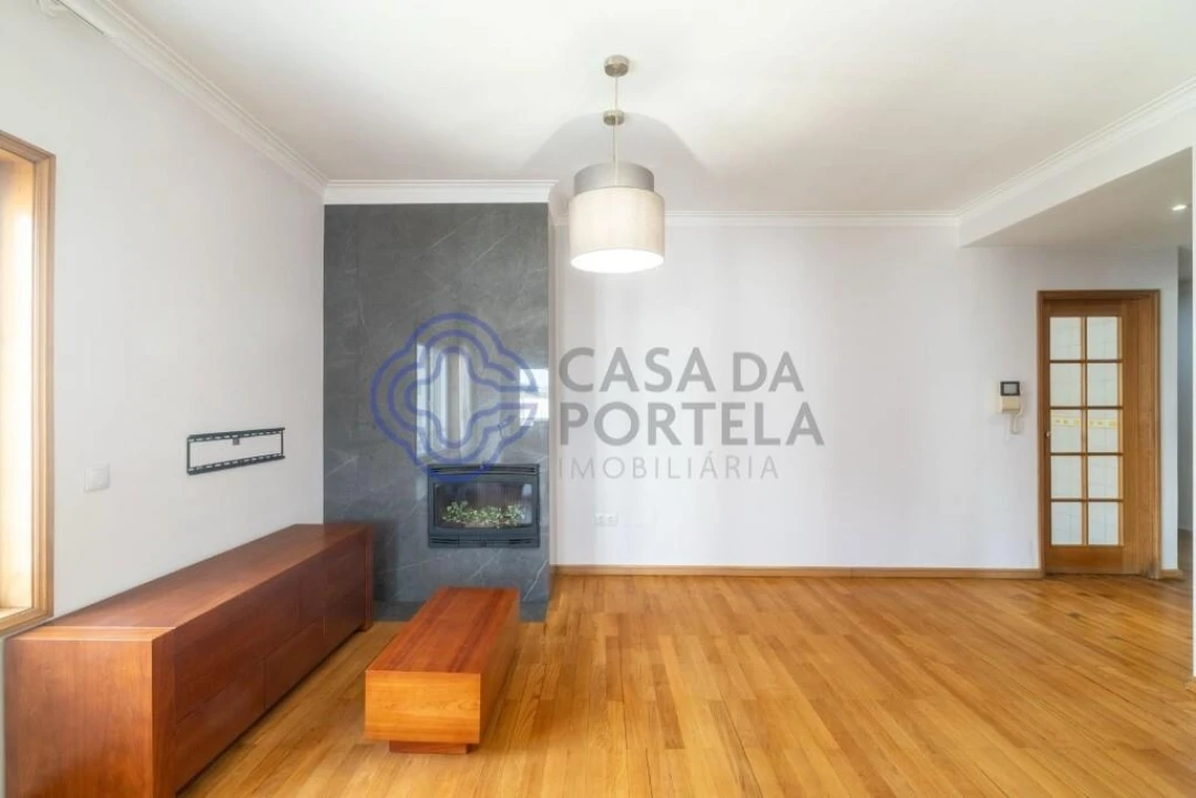 Apartamento T2 para Venda em Cidade da Maia Foto 6