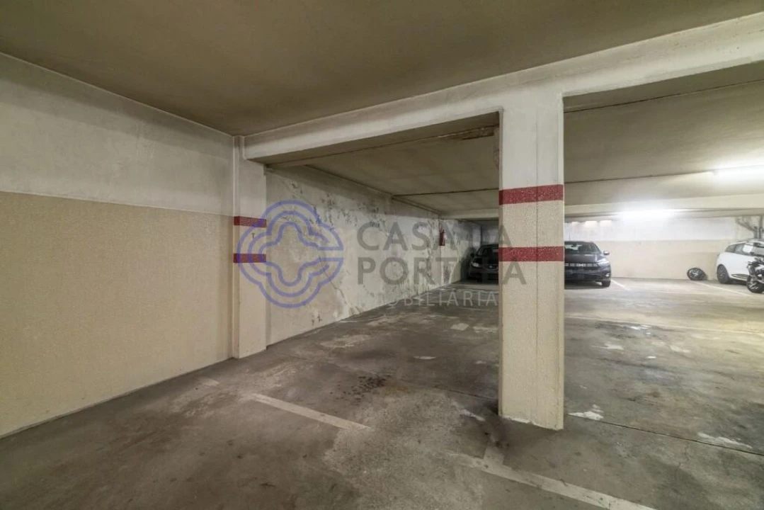 Apartamento T2 para Venda em Cidade da Maia Foto 25