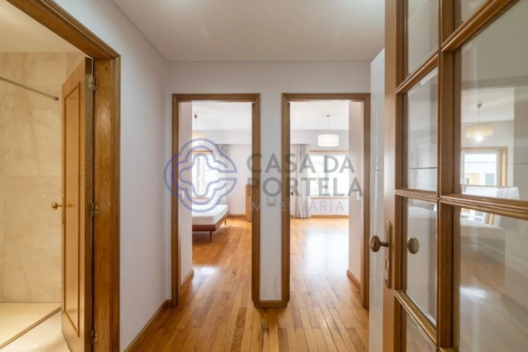 Apartamento T2 para Venda em Cidade da Maia Foto 16