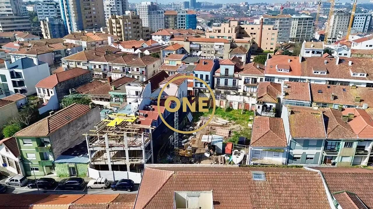 Apartamento T2 para Venda em Mafamude e Vilar do Paraíso Foto 18