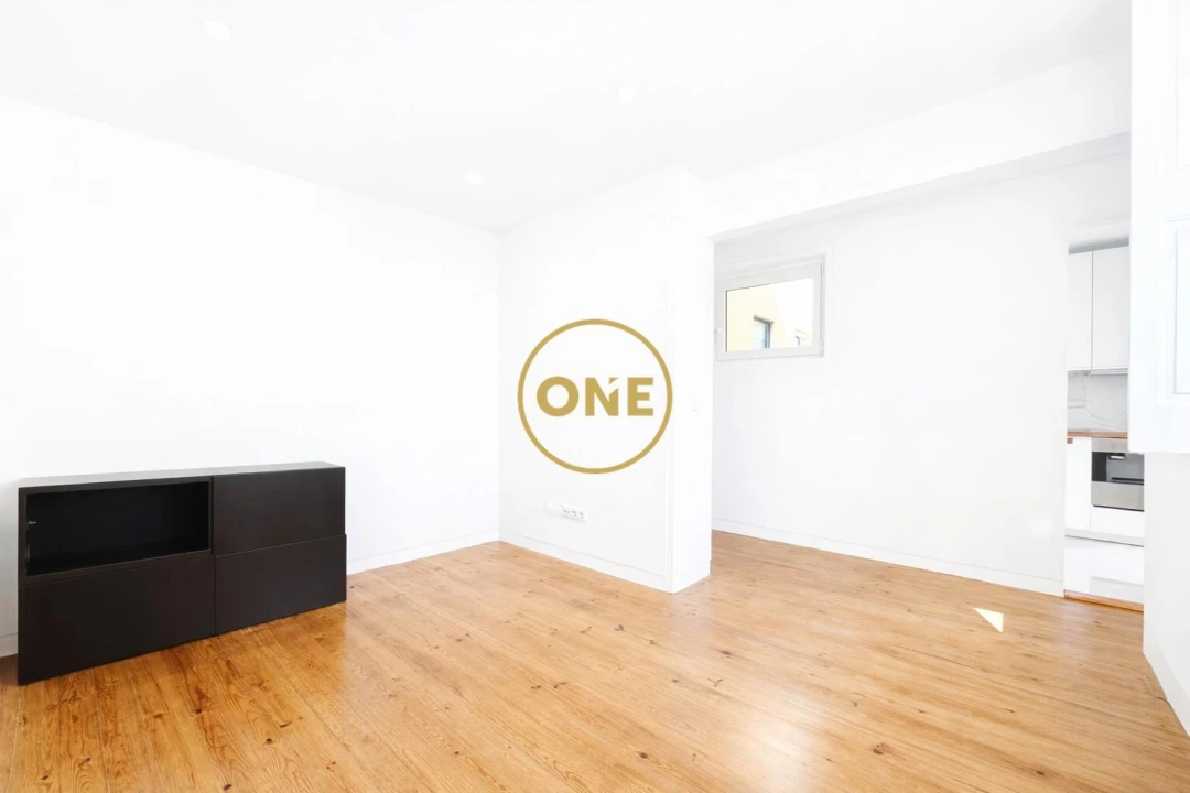 Apartamento T2 para Venda em Mafamude e Vilar do Paraíso Foto 3