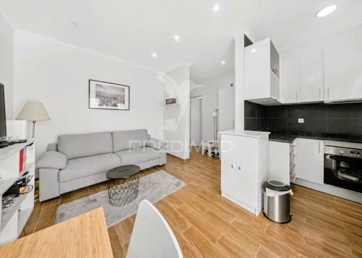 Apartamento T2 para Venda em Marvila Foto 3