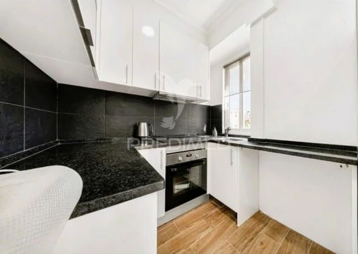 Apartamento T2 para Venda em Marvila Foto 4