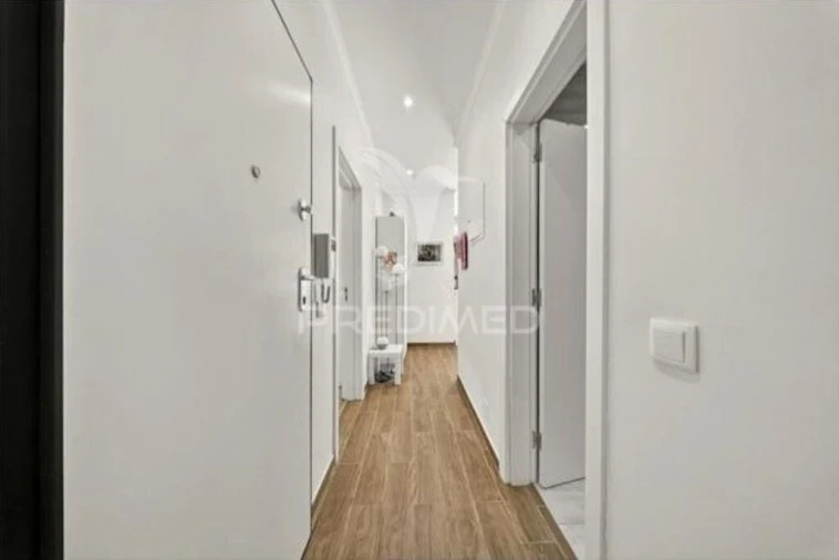 Apartamento T2 para Venda em Marvila Foto 10