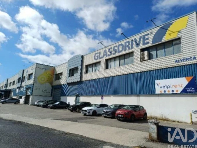 Armazém para Venda em Alverca do Ribatejo e Sobralinho Foto 3