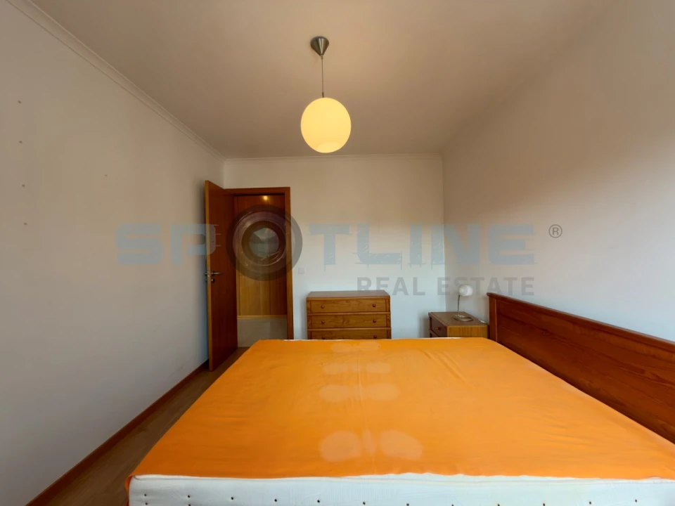 Apartamento T2 para Arrendamento em Lagos (São Sebastião e Santa Maria) Foto 37