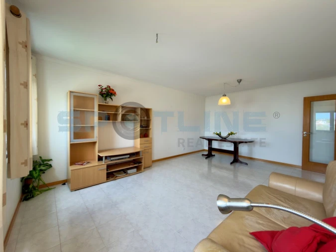 Apartamento T2 para Arrendamento em Lagos (São Sebastião e Santa Maria) Foto 17