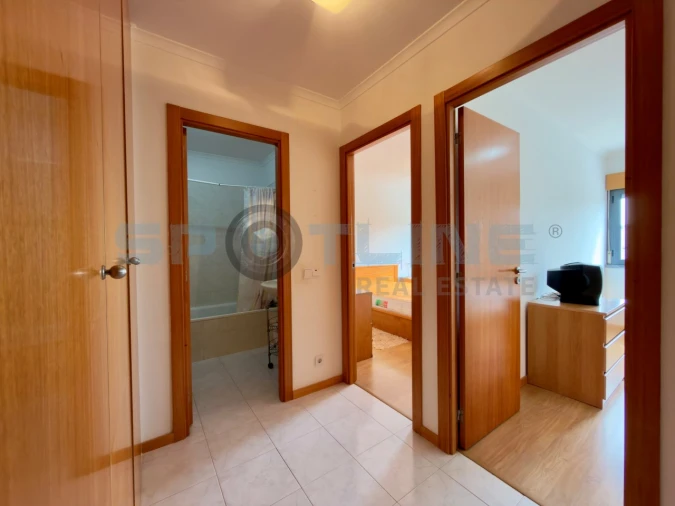 Apartamento T2 para Arrendamento em Lagos (São Sebastião e Santa Maria) Foto 27