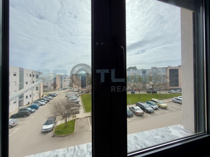 Apartamento T2 para Arrendamento em Lagos (São Sebastião e Santa Maria) Foto 49