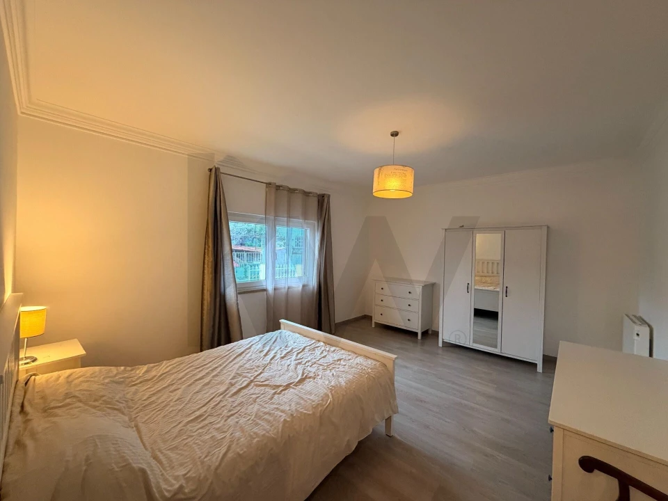 Moradia T5 para Venda em Porto Salvo Foto 33